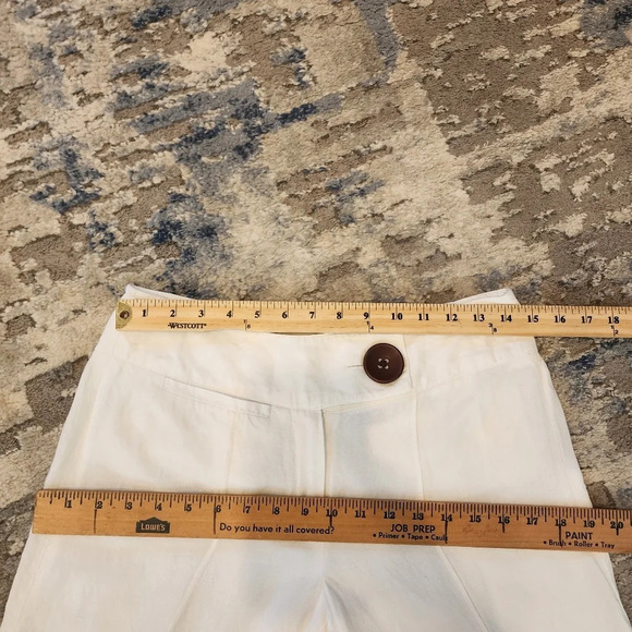 Larry Levine linen rayon white cropped wideleg pants.  Size 6 - Picture 11 of 14